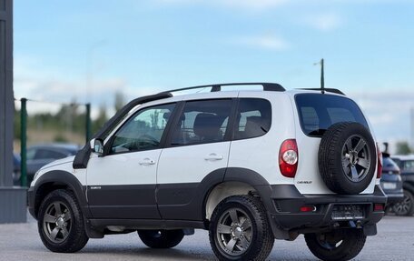 Chevrolet Niva I рестайлинг, 2017 год, 850 000 рублей, 8 фотография