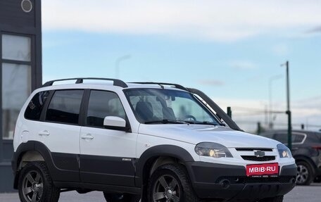 Chevrolet Niva I рестайлинг, 2017 год, 850 000 рублей, 6 фотография