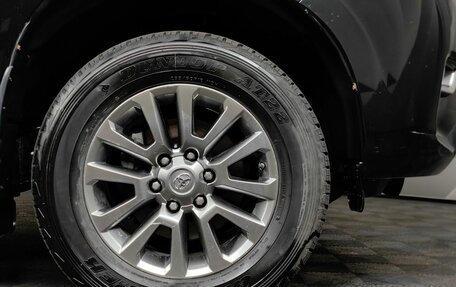 Toyota Land Cruiser Prado 150 рестайлинг 2, 2018 год, 5 450 000 рублей, 9 фотография