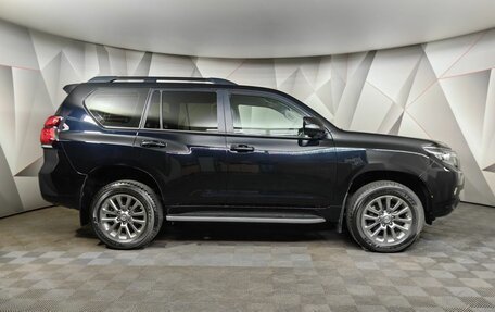 Toyota Land Cruiser Prado 150 рестайлинг 2, 2018 год, 5 450 000 рублей, 6 фотография