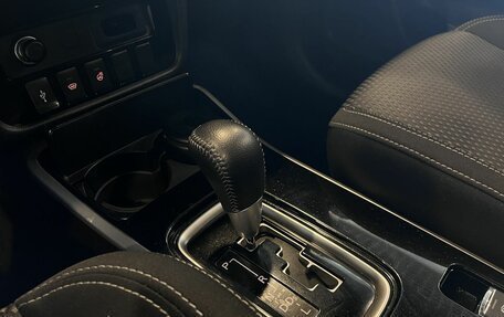 Mitsubishi Outlander III рестайлинг 3, 2019 год, 2 590 000 рублей, 30 фотография