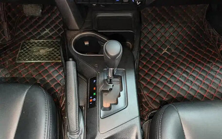 Toyota RAV4, 2018 год, 1 905 000 рублей, 11 фотография