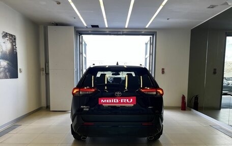 Toyota RAV4, 2021 год, 3 300 000 рублей, 5 фотография