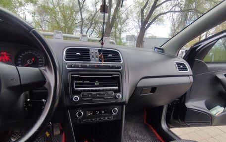 Volkswagen Polo VI (EU Market), 2012 год, 750 000 рублей, 15 фотография