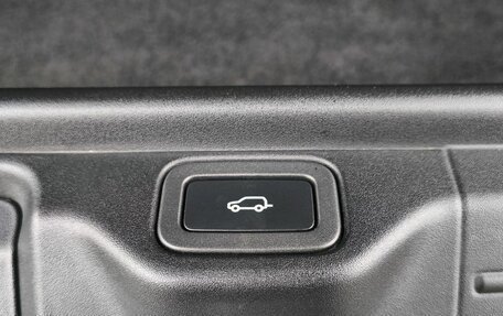 Land Rover Range Rover IV рестайлинг, 2019 год, 7 180 000 рублей, 33 фотография