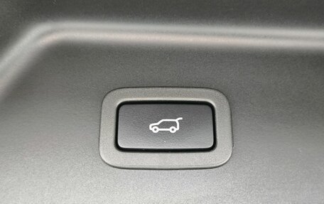 Land Rover Range Rover IV рестайлинг, 2019 год, 7 180 000 рублей, 34 фотография