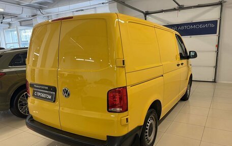 Volkswagen Transporter T6 рестайлинг, 2021 год, 3 800 000 рублей, 6 фотография