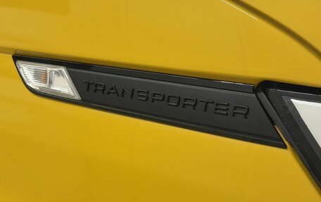 Volkswagen Transporter T6 рестайлинг, 2021 год, 3 800 000 рублей, 3 фотография