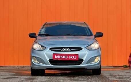 Hyundai Solaris II рестайлинг, 2012 год, 690 000 рублей, 2 фотография