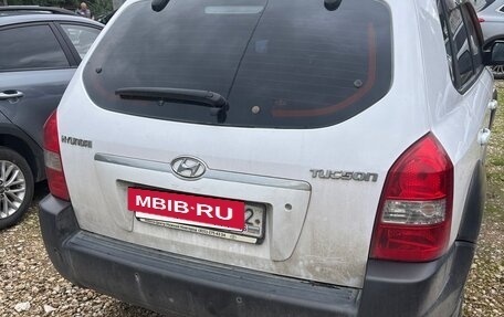 Hyundai Tucson III, 2005 год, 600 000 рублей, 2 фотография