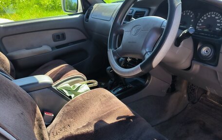 Toyota Hilux Surf III рестайлинг, 2002 год, 1 500 000 рублей, 4 фотография