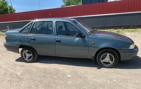 Daewoo Nexia I рестайлинг, 1997 год, 149 000 рублей, 3 фотография