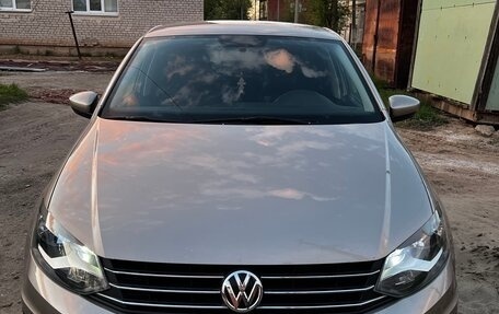 Volkswagen Polo VI (EU Market), 2016 год, 1 100 000 рублей, 2 фотография