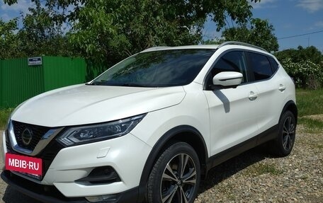 Nissan Qashqai, 2020 год, 2 000 000 рублей, 2 фотография
