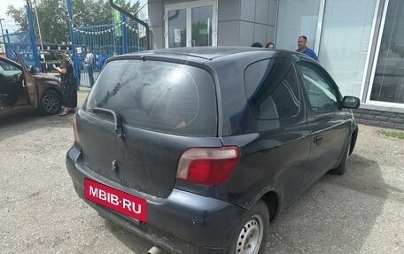Toyota Yaris I рестайлинг, 2002 год, 340 000 рублей, 3 фотография