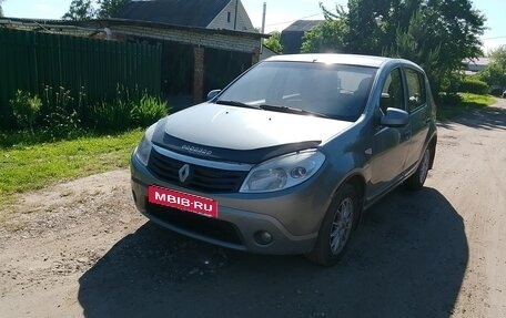 Renault Sandero I, 2010 год, 395 000 рублей, 1 фотография