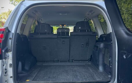 Toyota Land Cruiser Prado 150 рестайлинг 2, 2017 год, 4 200 000 рублей, 3 фотография