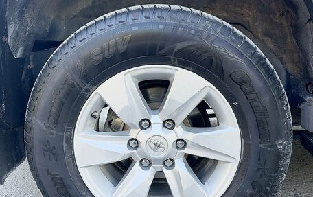 Toyota Land Cruiser Prado 150 рестайлинг 2, 2017 год, 4 200 000 рублей, 11 фотография