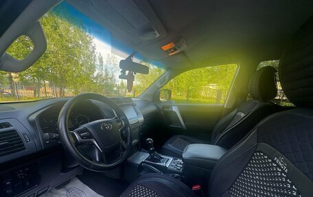 Toyota Land Cruiser Prado 150 рестайлинг 2, 2017 год, 4 200 000 рублей, 17 фотография