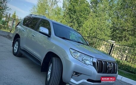 Toyota Land Cruiser Prado 150 рестайлинг 2, 2017 год, 4 200 000 рублей, 20 фотография