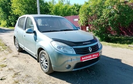 Renault Sandero I, 2010 год, 395 000 рублей, 2 фотография