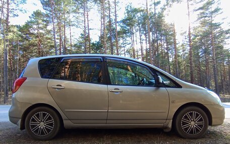 Toyota Corolla Spacio II, 2001 год, 560 000 рублей, 5 фотография