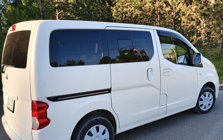 Mitsubishi Delica D:3, 2011 год, 1 250 000 рублей, 2 фотография