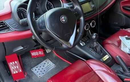 Alfa Romeo Giulietta, 2014 год, 1 300 000 рублей, 5 фотография