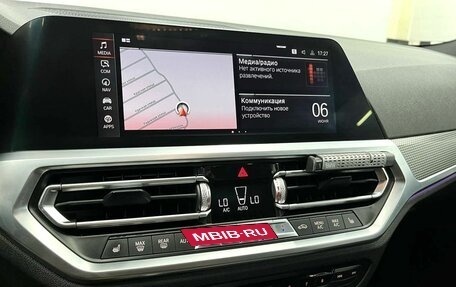 BMW 3 серия, 2019 год, 3 999 900 рублей, 15 фотография