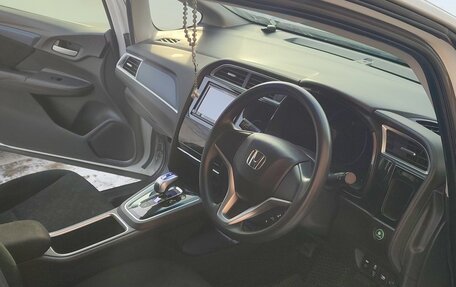 Honda Shuttle II, 2017 год, 1 215 000 рублей, 7 фотография