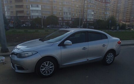 Renault Fluence I, 2013 год, 720 000 рублей, 2 фотография