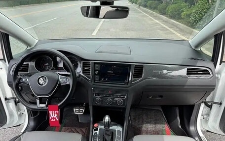 Volkswagen Golf Sportsvan I, 2019 год, 1 540 000 рублей, 13 фотография