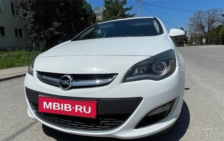 Opel Astra J, 2012 год, 700 000 рублей, 1 фотография