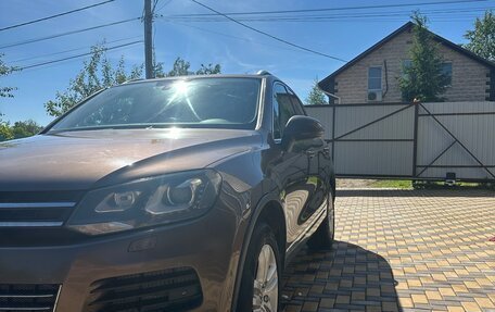 Volkswagen Touareg III, 2013 год, 1 900 000 рублей, 2 фотография