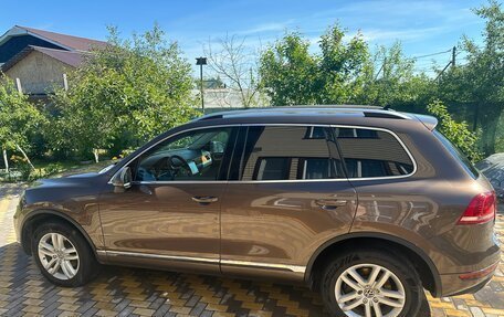 Volkswagen Touareg III, 2013 год, 1 900 000 рублей, 3 фотография