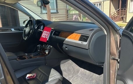 Volkswagen Touareg III, 2013 год, 1 900 000 рублей, 7 фотография