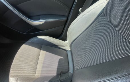 Opel Astra J, 2012 год, 700 000 рублей, 9 фотография