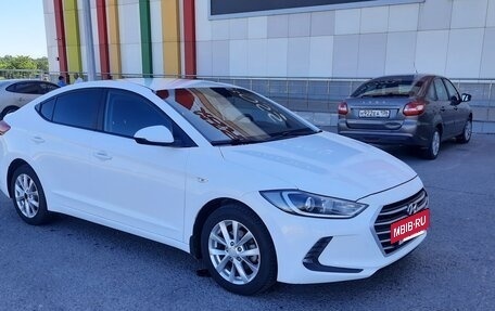 Hyundai Elantra VI рестайлинг, 2016 год, 1 350 000 рублей, 5 фотография