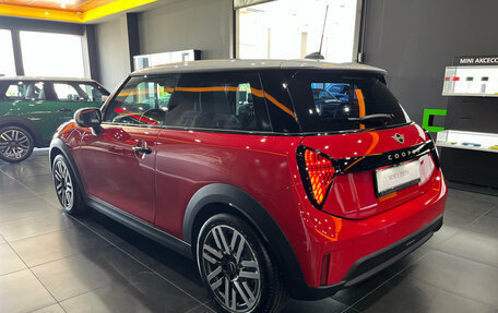 MINI Hatch, 2024 год, 4 790 000 рублей, 7 фотография