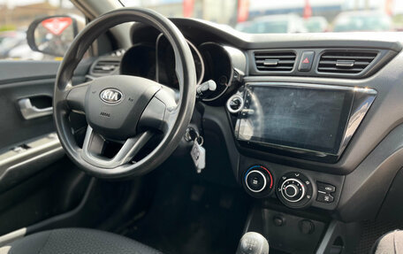 KIA Rio III рестайлинг, 2014 год, 750 000 рублей, 21 фотография