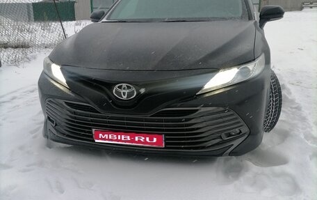 Toyota Camry, 2020 год, 2 000 000 рублей, 1 фотография