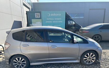 Honda Fit III, 2011 год, 699 000 рублей, 29 фотография