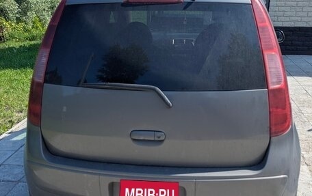 Mitsubishi Colt VI рестайлинг, 2002 год, 250 000 рублей, 2 фотография