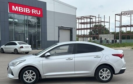 Hyundai Solaris II рестайлинг, 2022 год, 2 025 000 рублей, 8 фотография