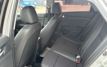 Hyundai Solaris II рестайлинг, 2022 год, 2 025 000 рублей, 15 фотография