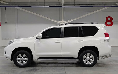Toyota Land Cruiser Prado 150 рестайлинг 2, 2011 год, 2 400 000 рублей, 10 фотография