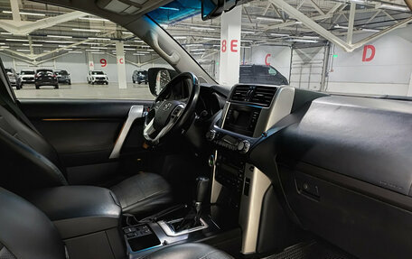 Toyota Land Cruiser Prado 150 рестайлинг 2, 2011 год, 2 400 000 рублей, 13 фотография