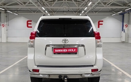 Toyota Land Cruiser Prado 150 рестайлинг 2, 2011 год, 2 400 000 рублей, 7 фотография