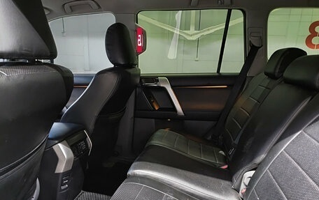 Toyota Land Cruiser Prado 150 рестайлинг 2, 2011 год, 2 400 000 рублей, 15 фотография