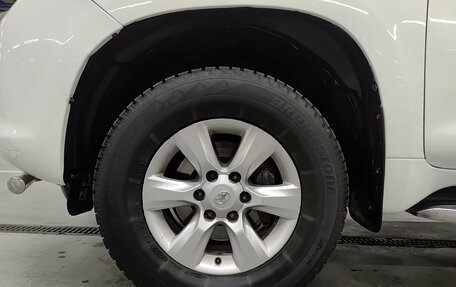Toyota Land Cruiser Prado 150 рестайлинг 2, 2011 год, 2 400 000 рублей, 22 фотография